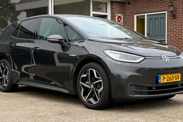 Volkswagen ID.3 (2022) thumbnail 3