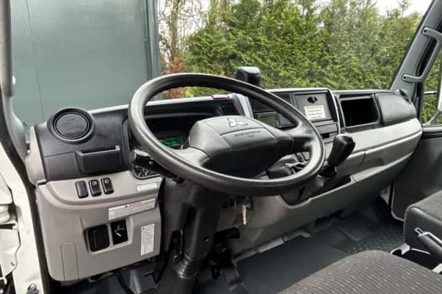 FUSO Canter (2017) thumbnail 6