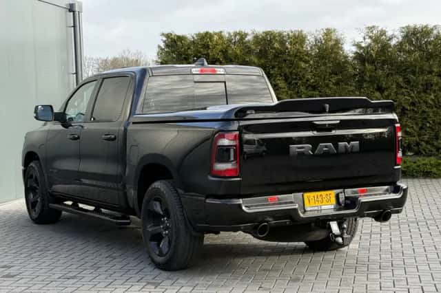 Dodge Ram (2018) thumbnail 4