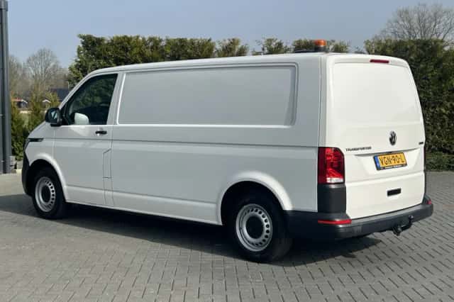 Volkswagen Transporter (2020) thumbnail 5