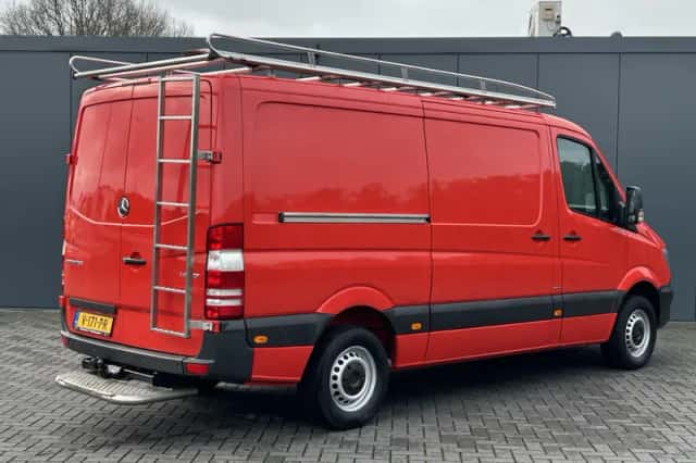 Mercedes-Benz Sprinter (2018) thumbnail 2