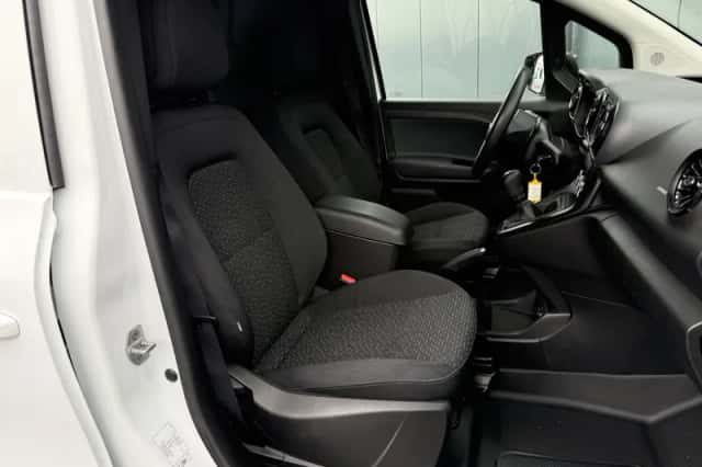 Mercedes-Benz Citan (2021) thumbnail 5