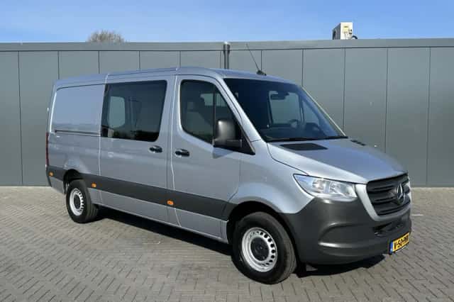 Mercedes-Benz Sprinter (2024) thumbnail 3