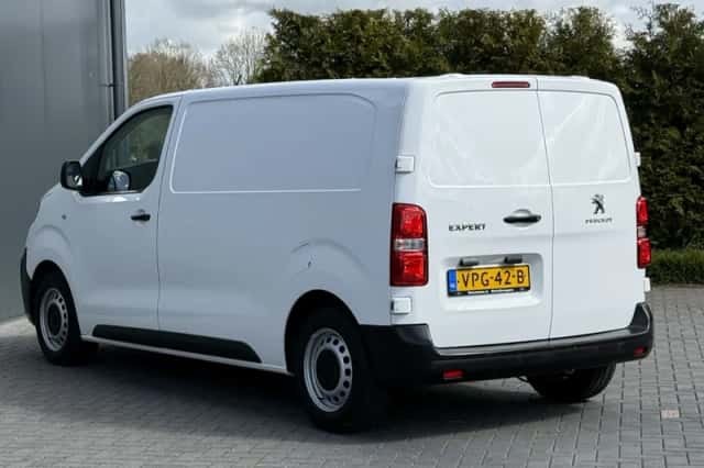 Peugeot Expert (2022) thumbnail 4
