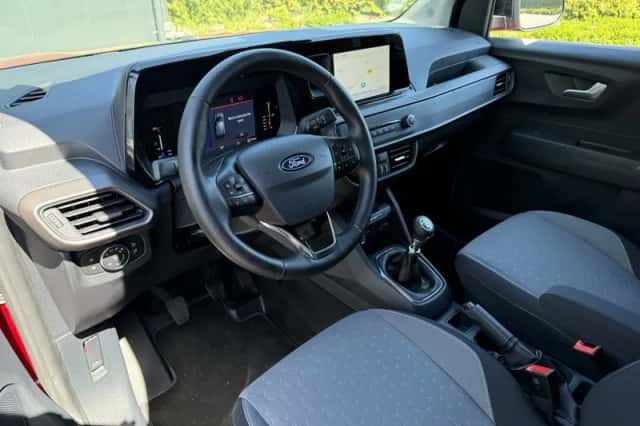 Ford Transit (2023) thumbnail 6