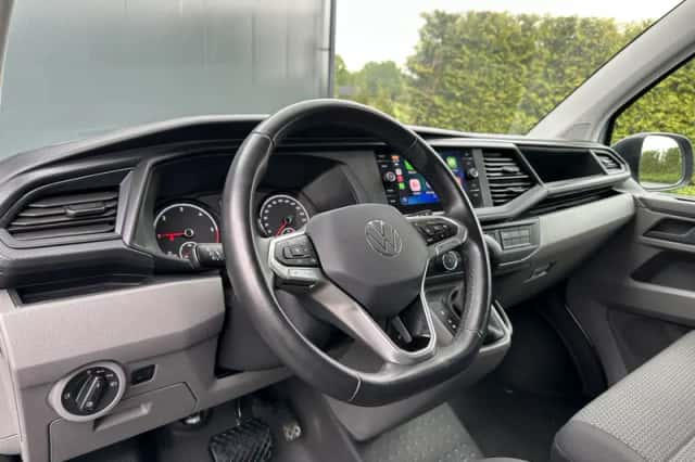 Volkswagen Transporter (2024) thumbnail 6