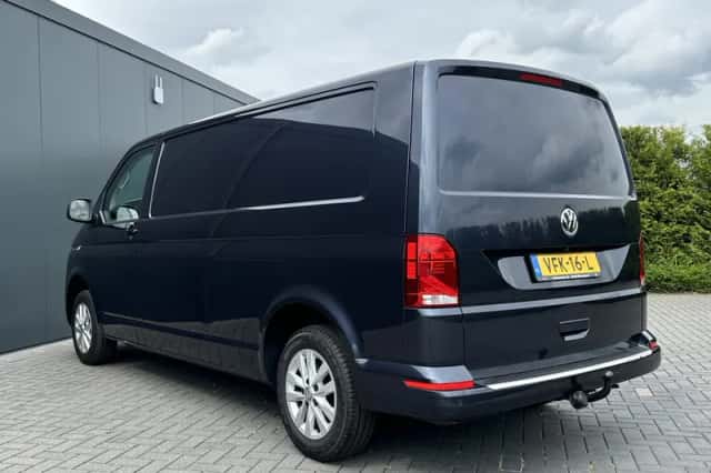 Volkswagen Transporter (2020) thumbnail 4