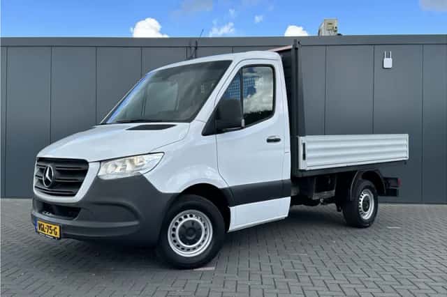 Mercedes-Benz Sprinter (2020) thumbnail 1