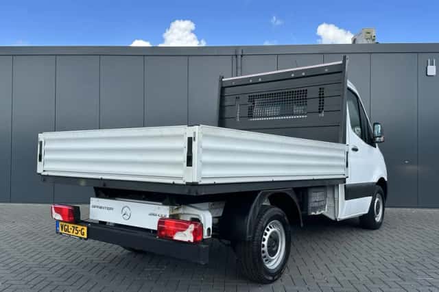 Mercedes-Benz Sprinter (2020) thumbnail 2