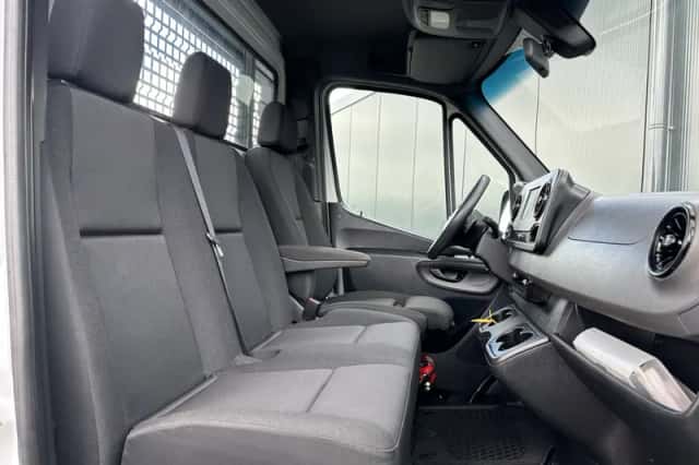 Mercedes-Benz Sprinter (2020) thumbnail 5