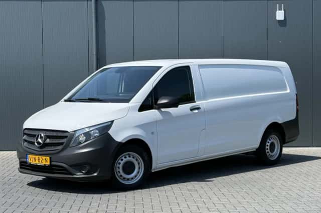 Mercedes-Benz Vito (2021) thumbnail 1