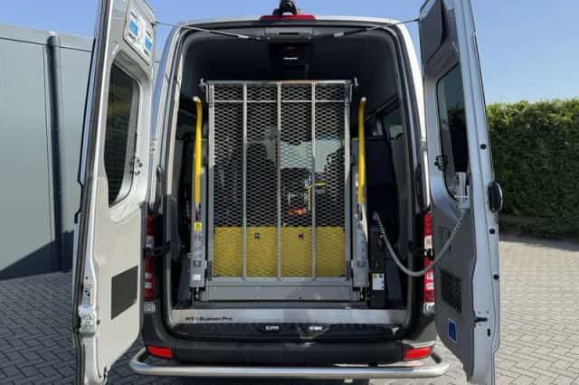 Mercedes-Benz Sprinter (2018) thumbnail 6