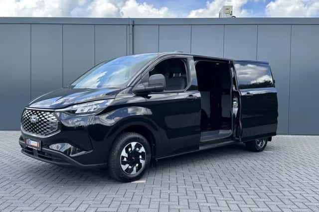 Ford E-Transit (2026) thumbnail 2