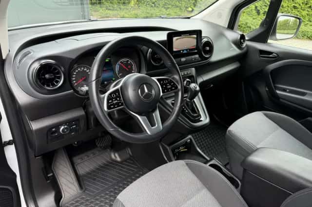 Mercedes-Benz eCitan (2023) thumbnail 6