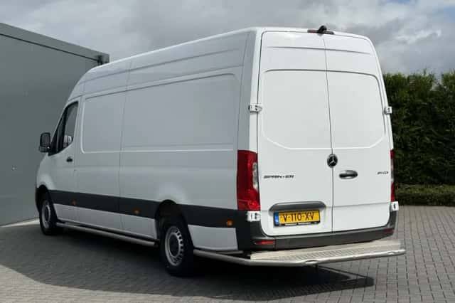 Mercedes-Benz Sprinter (2019) thumbnail 4