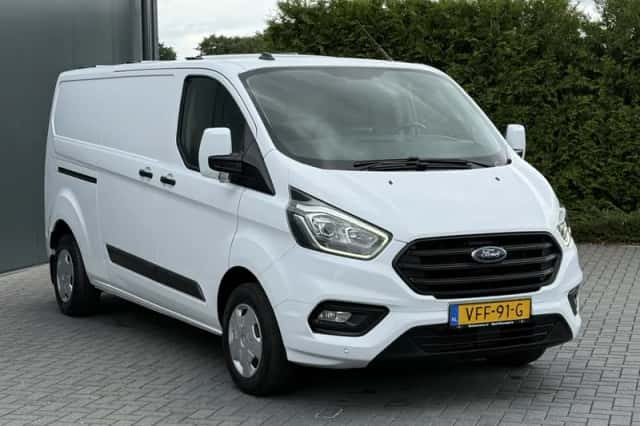 Ford Transit (2020) thumbnail 3