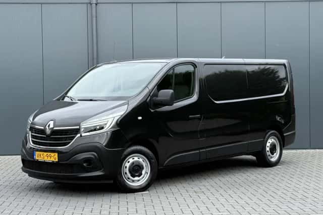 Renault Trafic (2021) thumbnail 1