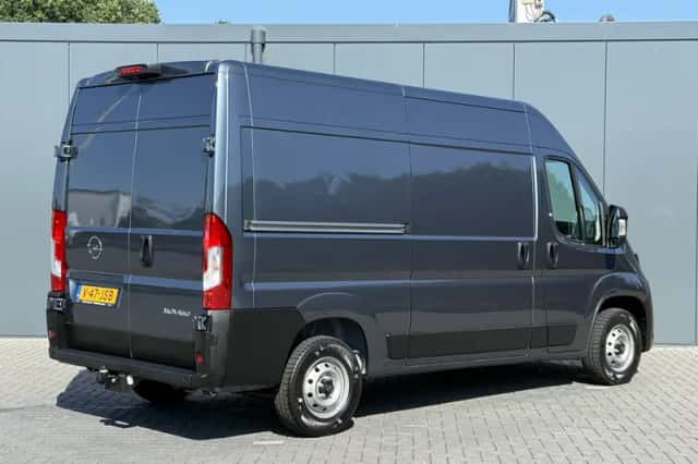 Opel Movano (2024) thumbnail 2