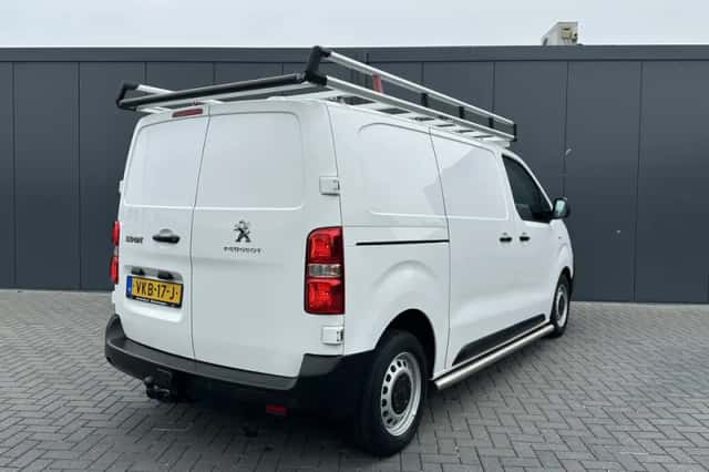 Peugeot Expert (2021) thumbnail 2