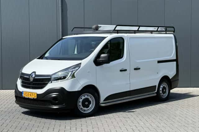 Renault Trafic (2020) thumbnail 1