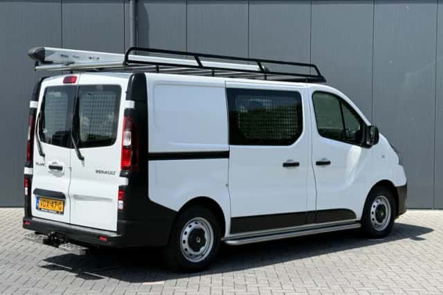 Renault Trafic (2020) thumbnail 3