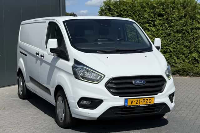 Ford Transit (2020) thumbnail 3