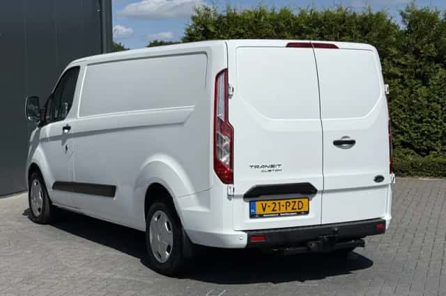 Ford Transit (2020) thumbnail 4