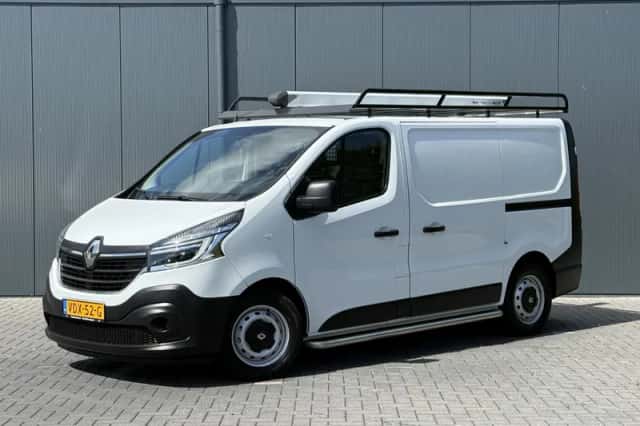Renault Trafic (2020) thumbnail 1