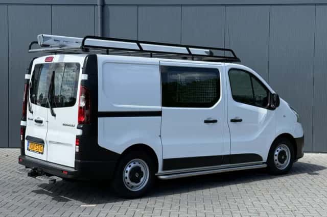 Renault Trafic (2020) thumbnail 3