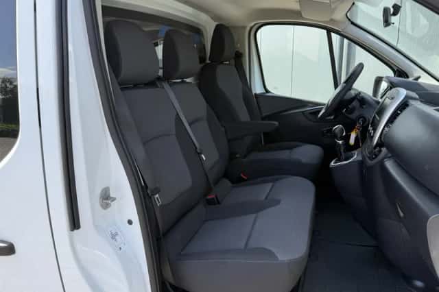 Renault Trafic (2020) thumbnail 6