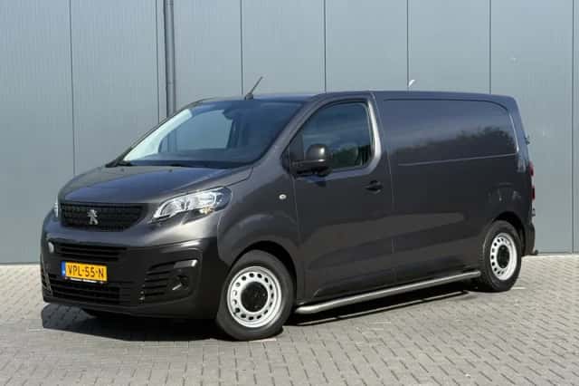 Peugeot Expert (2022) thumbnail 1