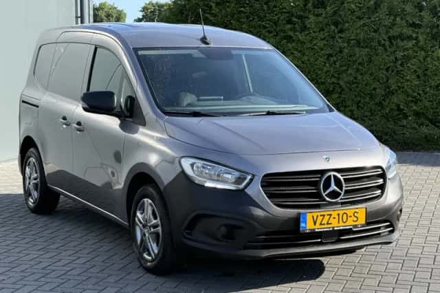Mercedes-Benz Citan (2024) thumbnail 3