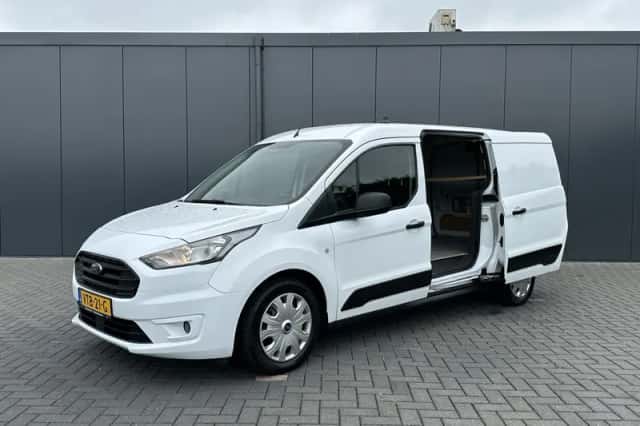 Ford Transit (2022) thumbnail 2