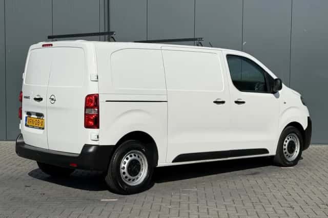 Opel Vivaro (2020) thumbnail 2