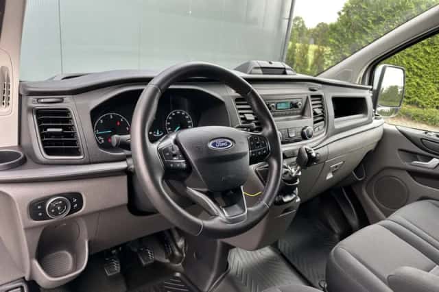 Ford Transit (2023) thumbnail 6