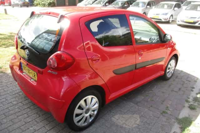 Toyota Aygo (2007) thumbnail 4