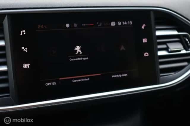 Peugeot 308 (2020) thumbnail 18