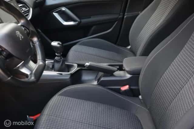 Peugeot 308 (2020) thumbnail 19