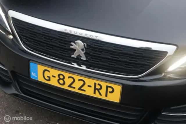 Peugeot 308 (2020) thumbnail 4