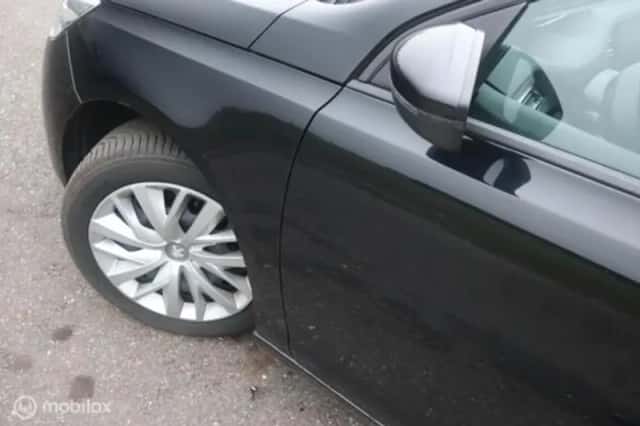 Peugeot 308 (2020) thumbnail 6
