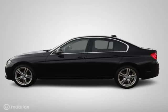 BMW 3-Serie (2017) thumbnail 9