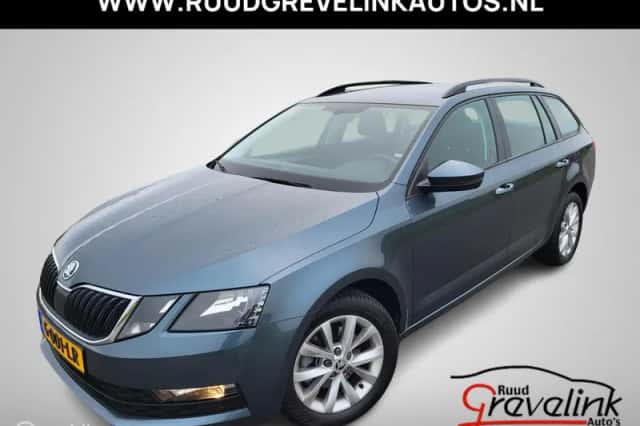 Škoda Octavia (2019) thumbnail 1