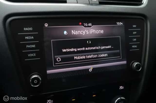 Škoda Octavia (2019) thumbnail 29