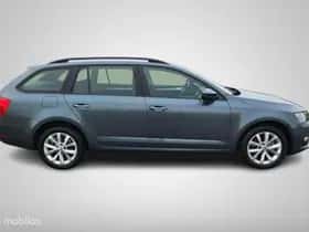 Škoda Octavia thumbnail 7