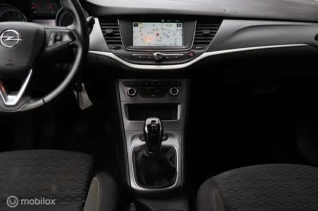 Opel Astra (2020) thumbnail 11