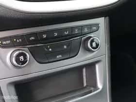 Opel Astra thumbnail 13