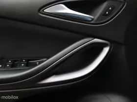 Opel Astra thumbnail 14