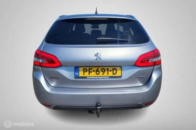 Peugeot 308 (2017) thumbnail 22