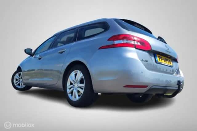 Peugeot 308 (2017) thumbnail 35