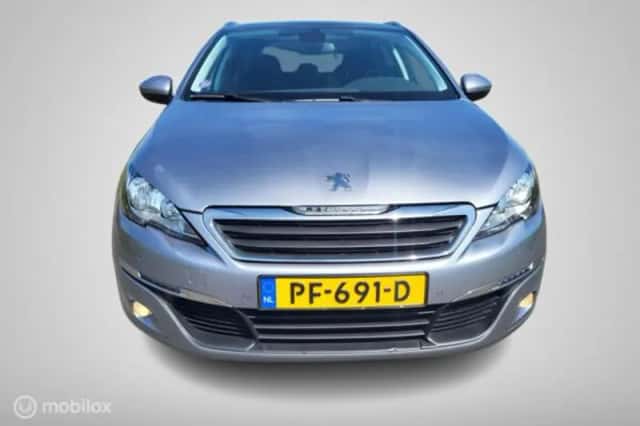 Peugeot 308 (2017) thumbnail 5